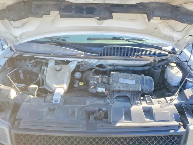 2020 Chevrolet Express G2500