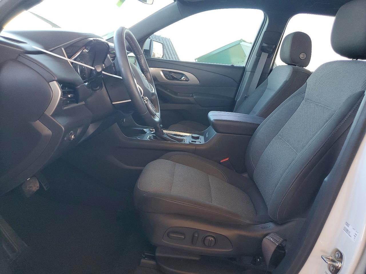 2023 Chevrolet Traverse lt