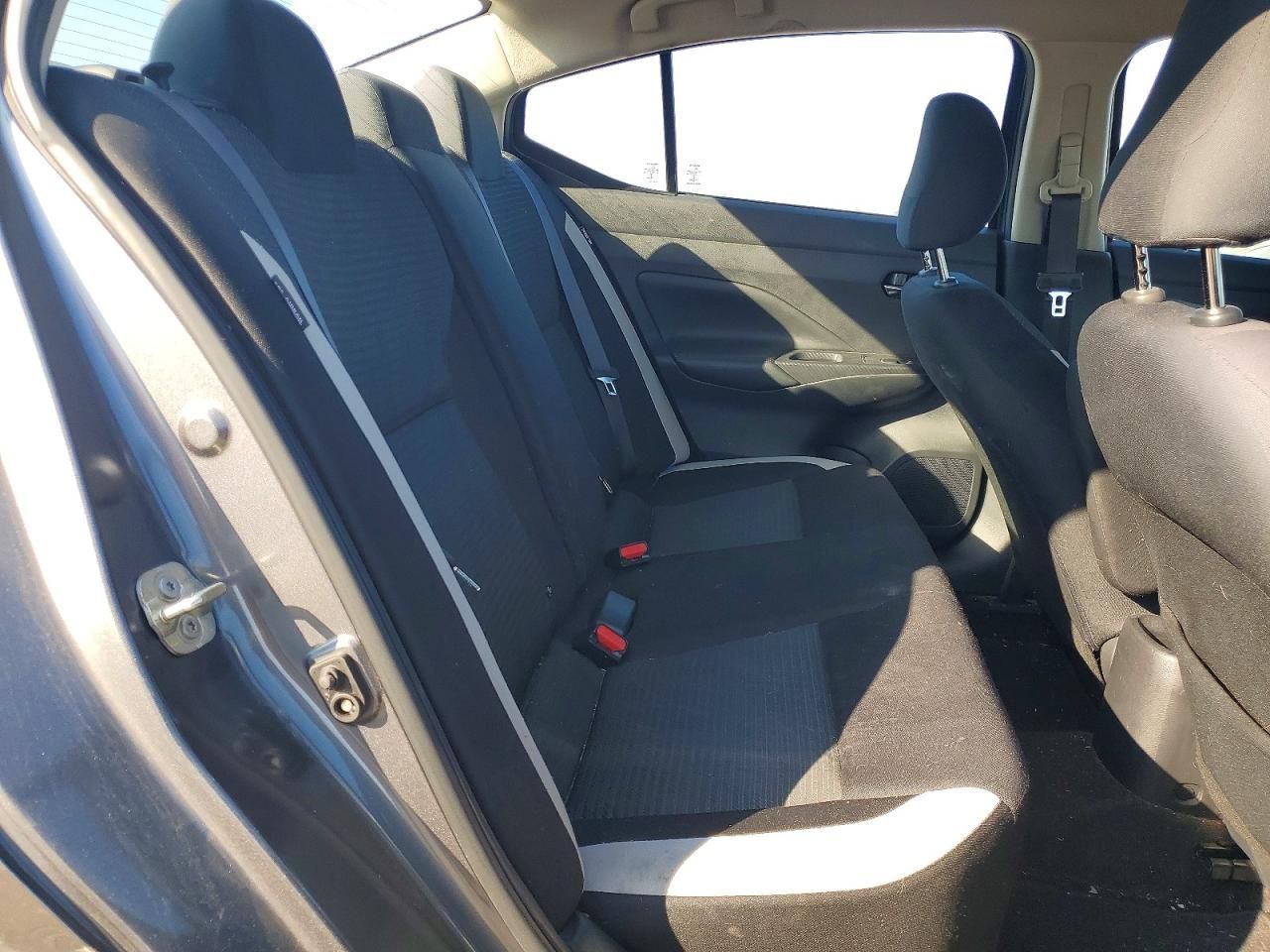 2020 Nissan Versa sv