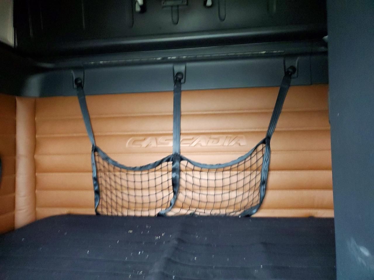 2019 Freightliner Cascadia 126 Semi Truck