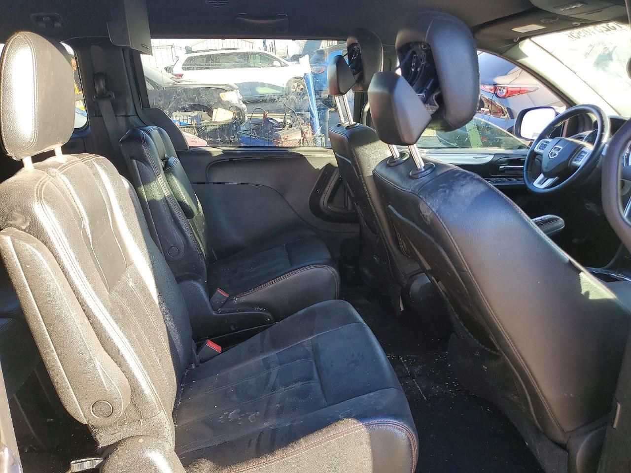 2016 Dodge Grand Caravan R/T