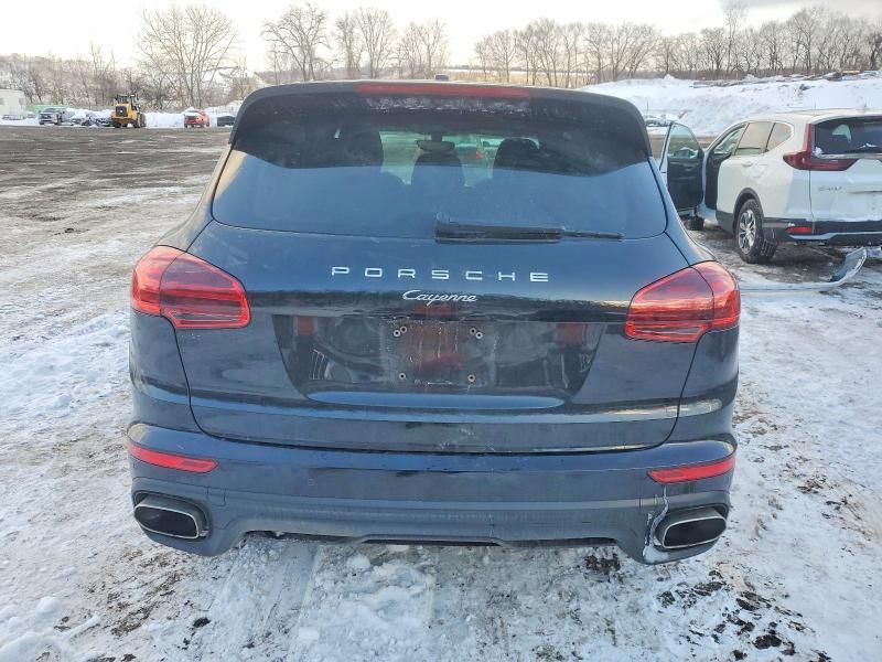 2016 Porsche Cayenne