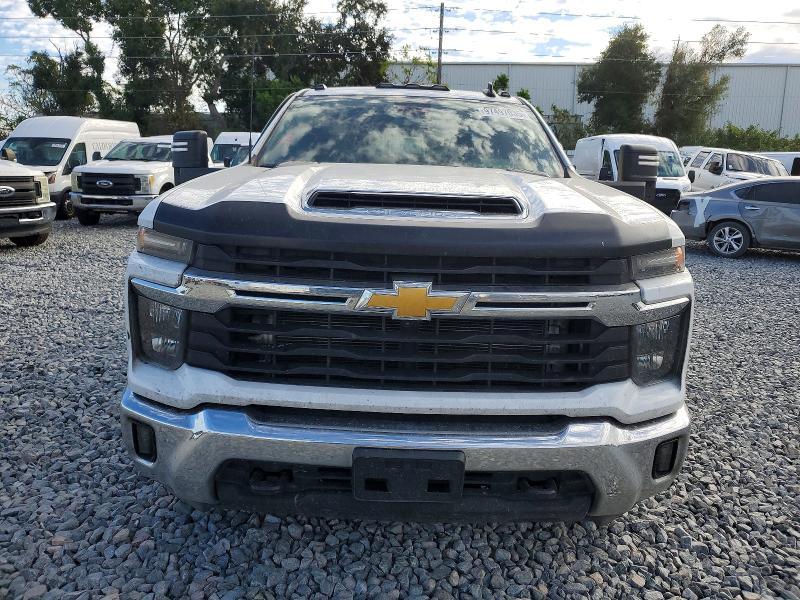 2024 Chevrolet Silverado K3500 LT