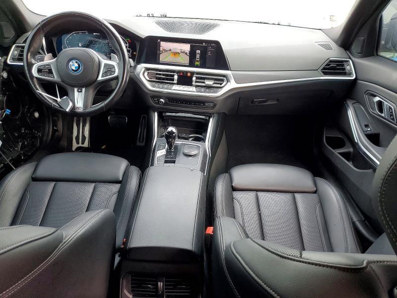 2022 BMW 330xe