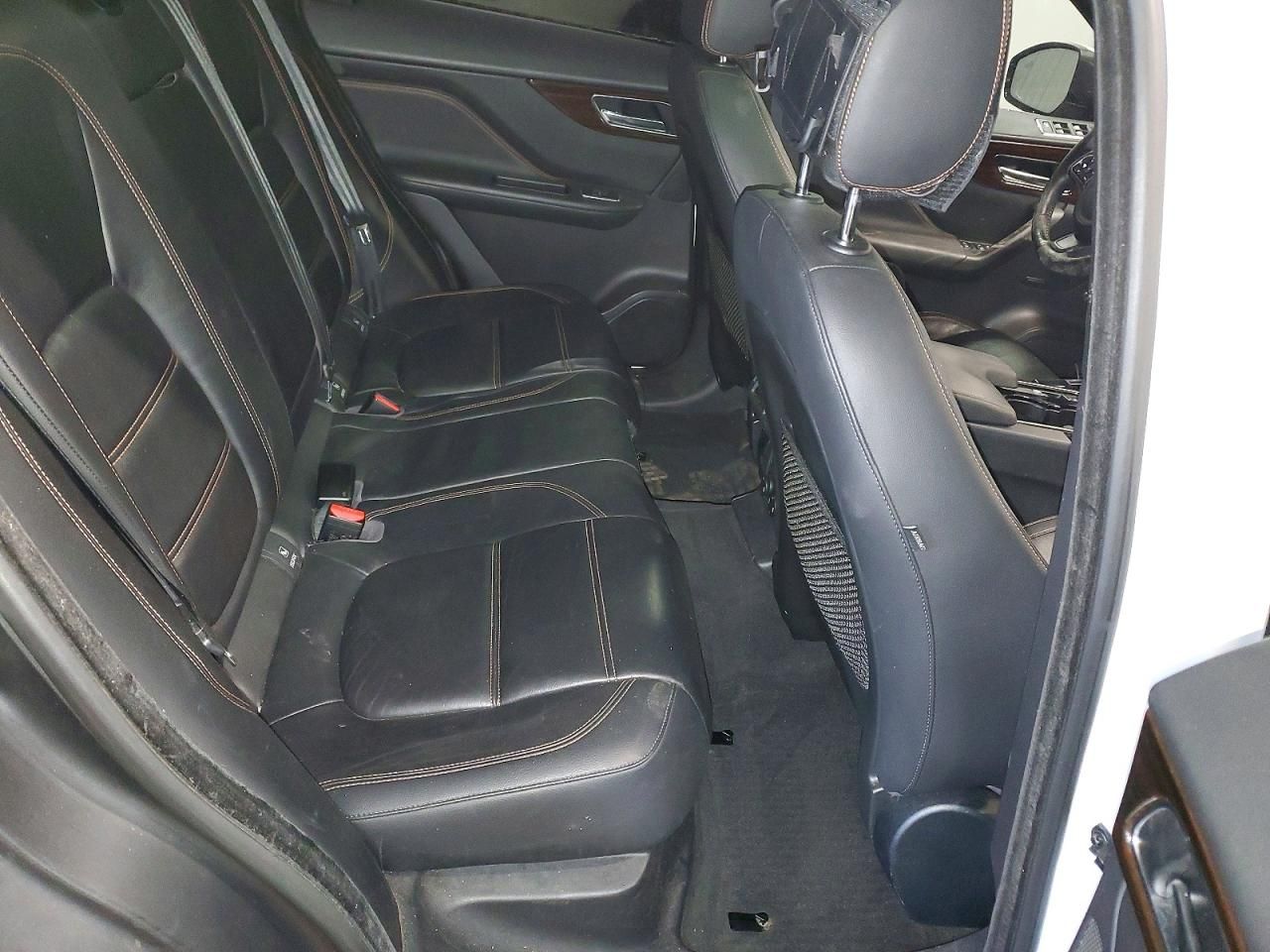 2017 Jaguar F-pace Prestige