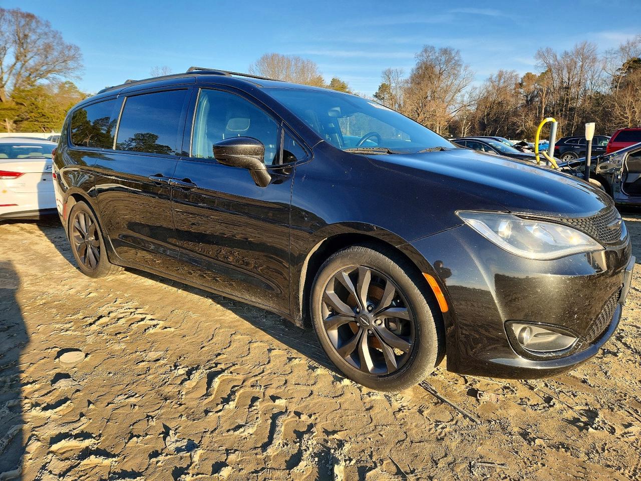 2018 Chrysler Pacifica Touring l