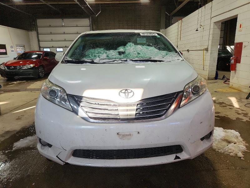 2012 Toyota Sienna xle