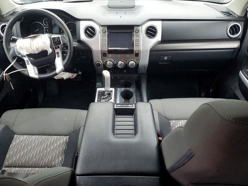 2019 Toyota Tundra Double cab sr