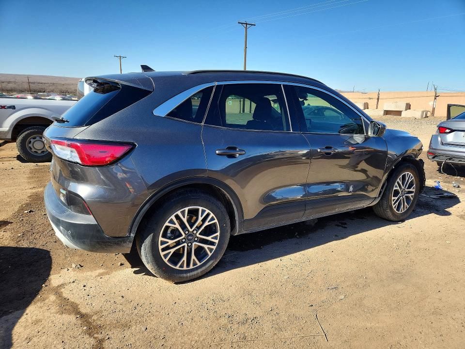 2020 Ford Escape sel