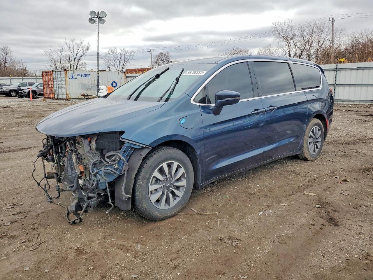 2022 Chrysler Pacifica Hybrid Touring l