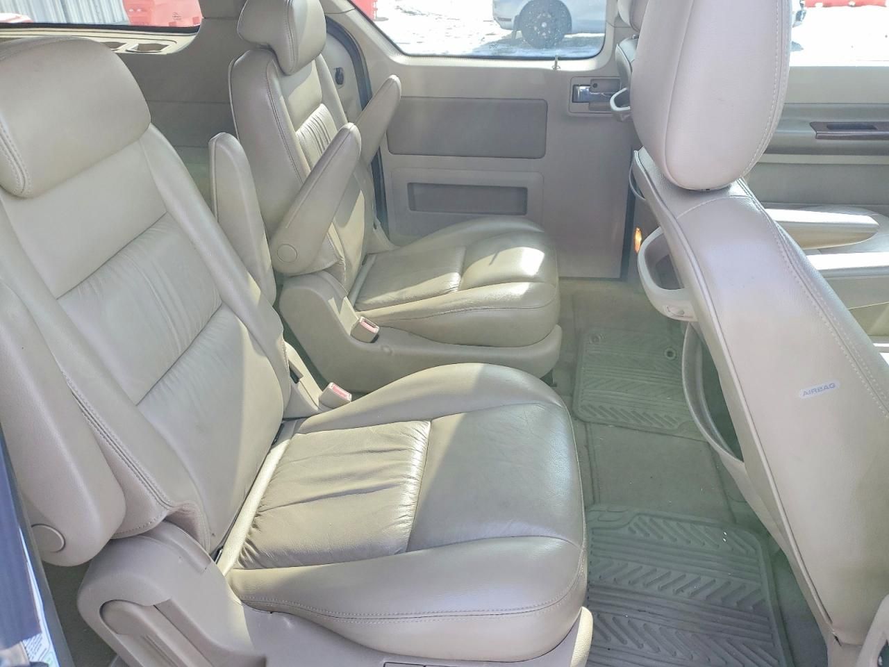 2005 Ford Freestar Limited