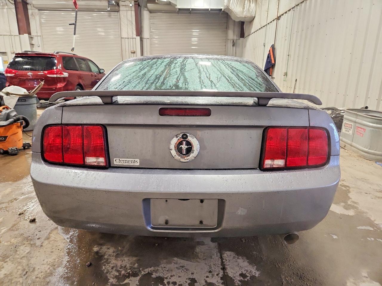 2006 Ford Mustang