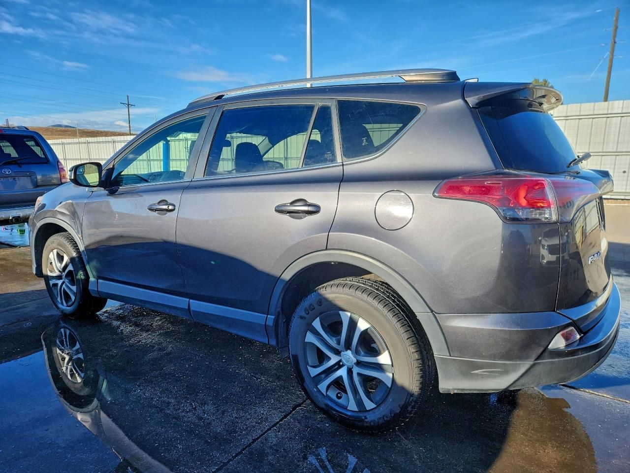 2017 Toyota Rav4 le