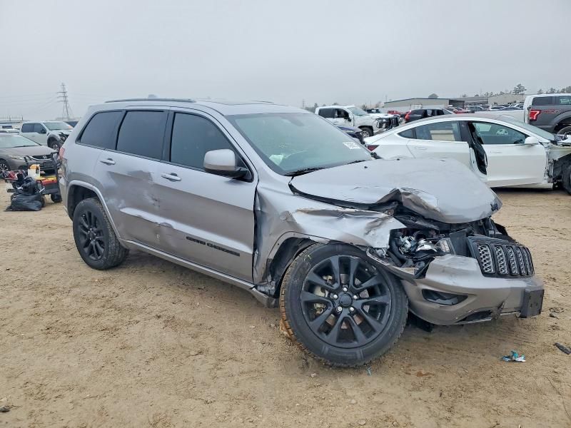 2020 Jeep Grand Cherokee Laredo