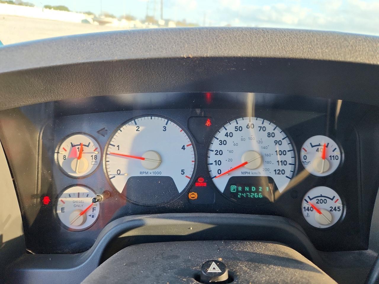 2006 Dodge RAM Flatbed Truck