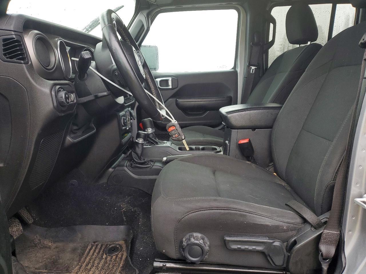 2020 Jeep Gladiator Sport