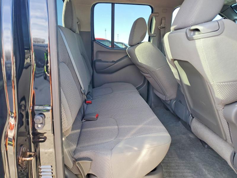 2014 Nissan Frontier S