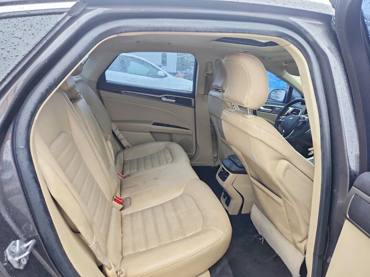 2015 Ford Fusion se Hybrid