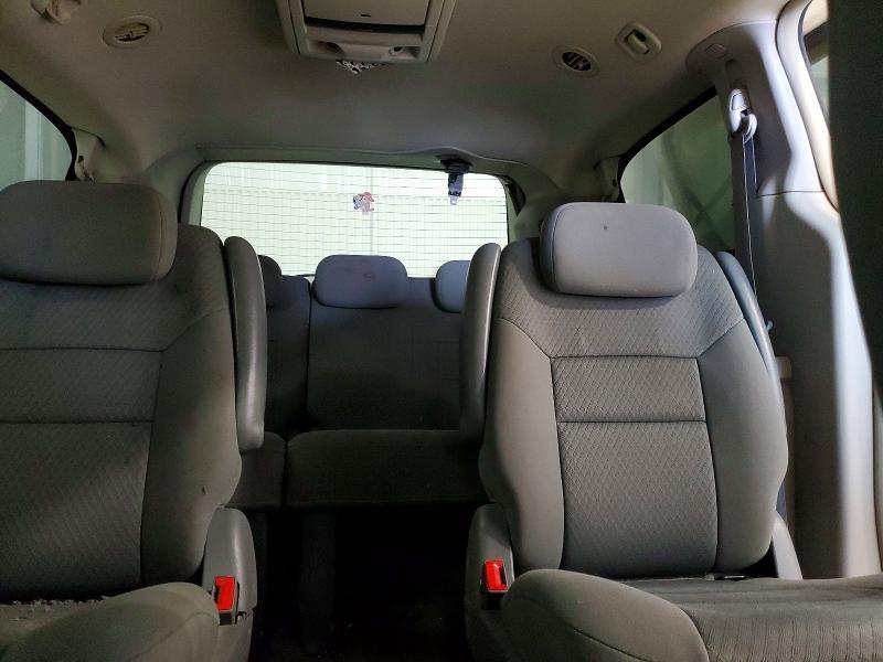 2010 Chrysler Town & Country Touring