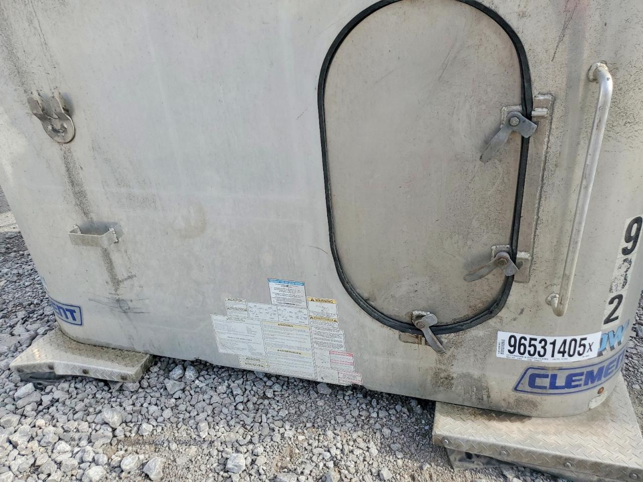 2017 Clement End Dump Trailer