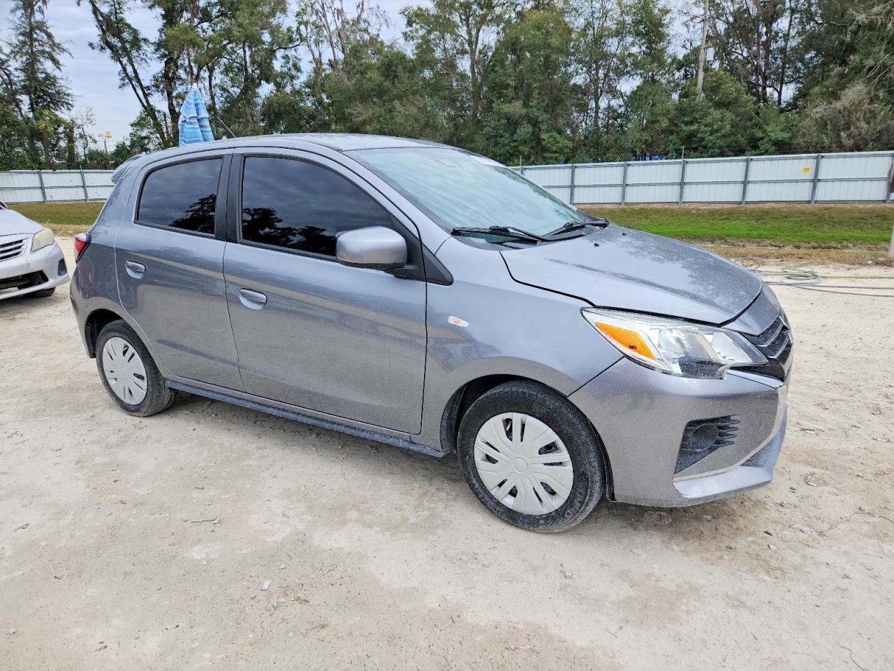 2021 Mitsubishi Mirage es