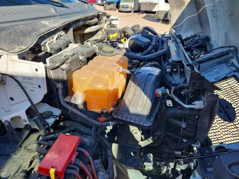 2017 Ford F750 Super Duty box Truck