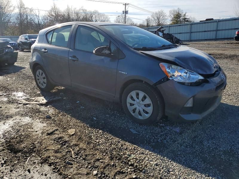 2014 Toyota Prius c