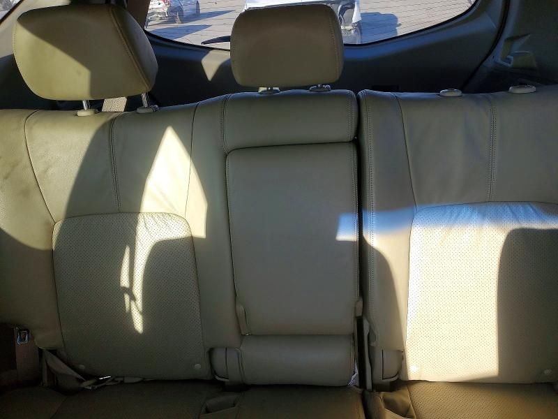 2010 Nissan Murano s