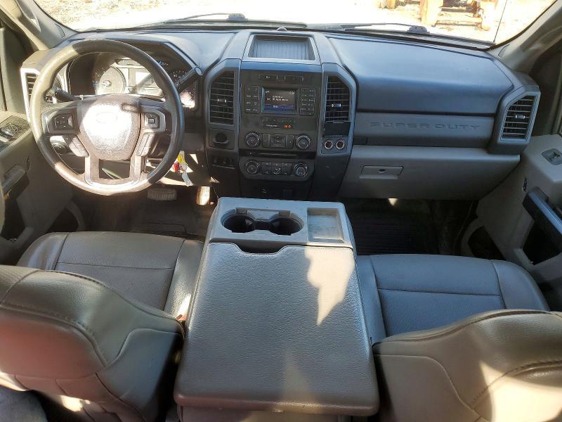 2017 Ford F350 Super Duty Utility / Service Truck