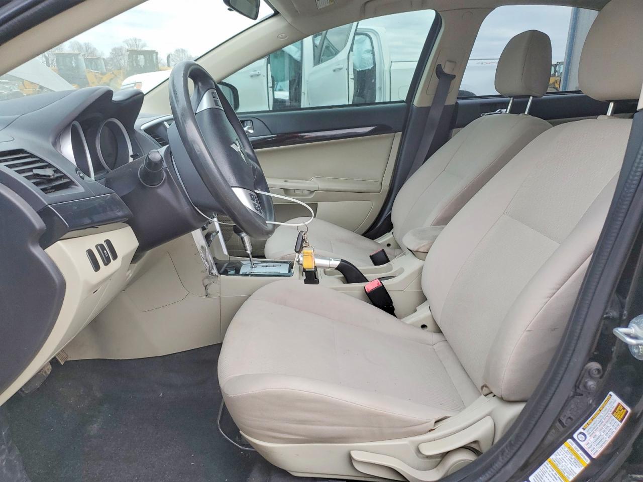2016 Mitsubishi Lancer es