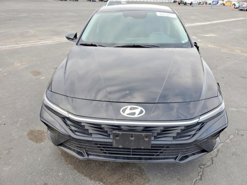 2025 Hyundai Elantra Blue