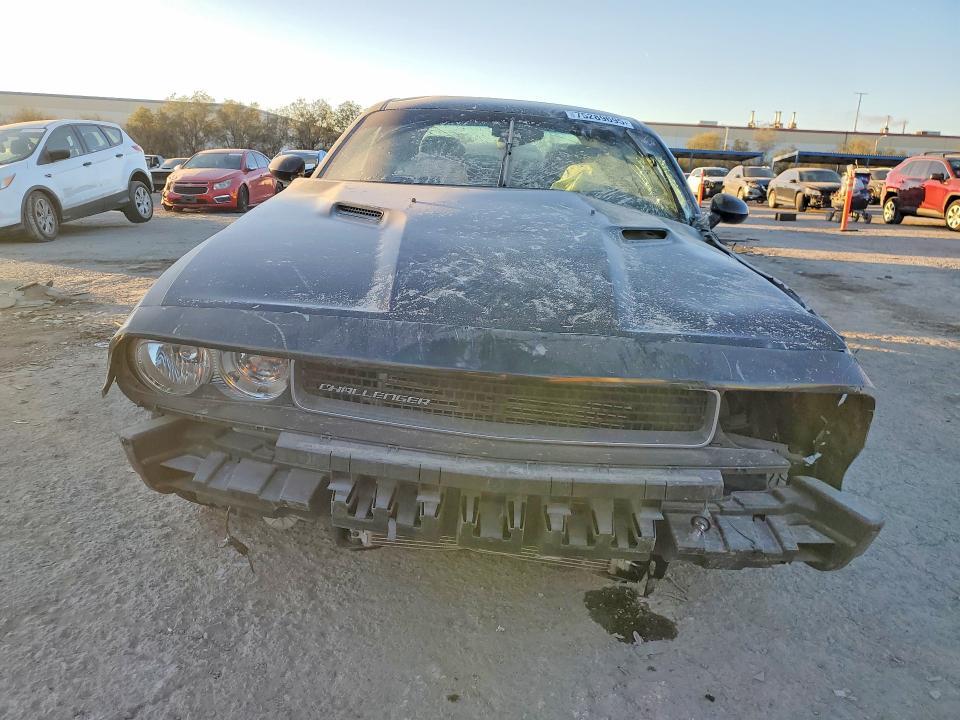 2012 Dodge Challenger sxt