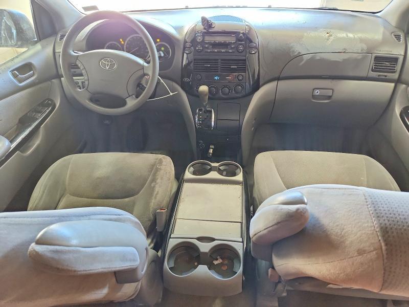 2004 Toyota Sienna ce