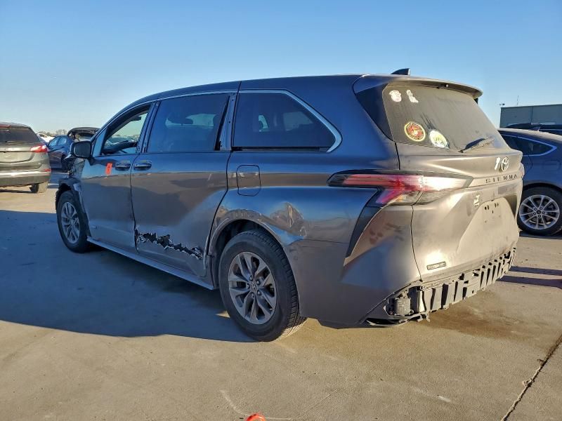 2021 Toyota Sienna le