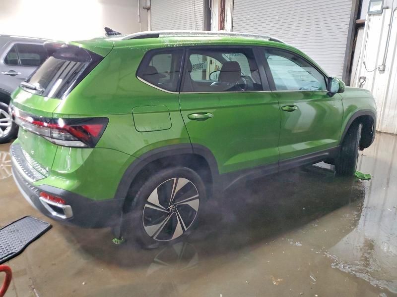 2025 Volkswagen Taos se