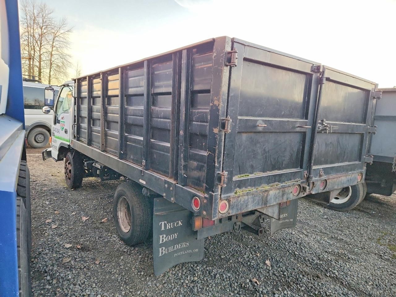 2005 Chevrolet Tilt Master W4S042