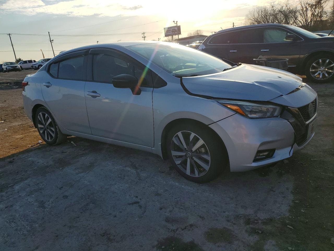 2020 Nissan Versa sr
