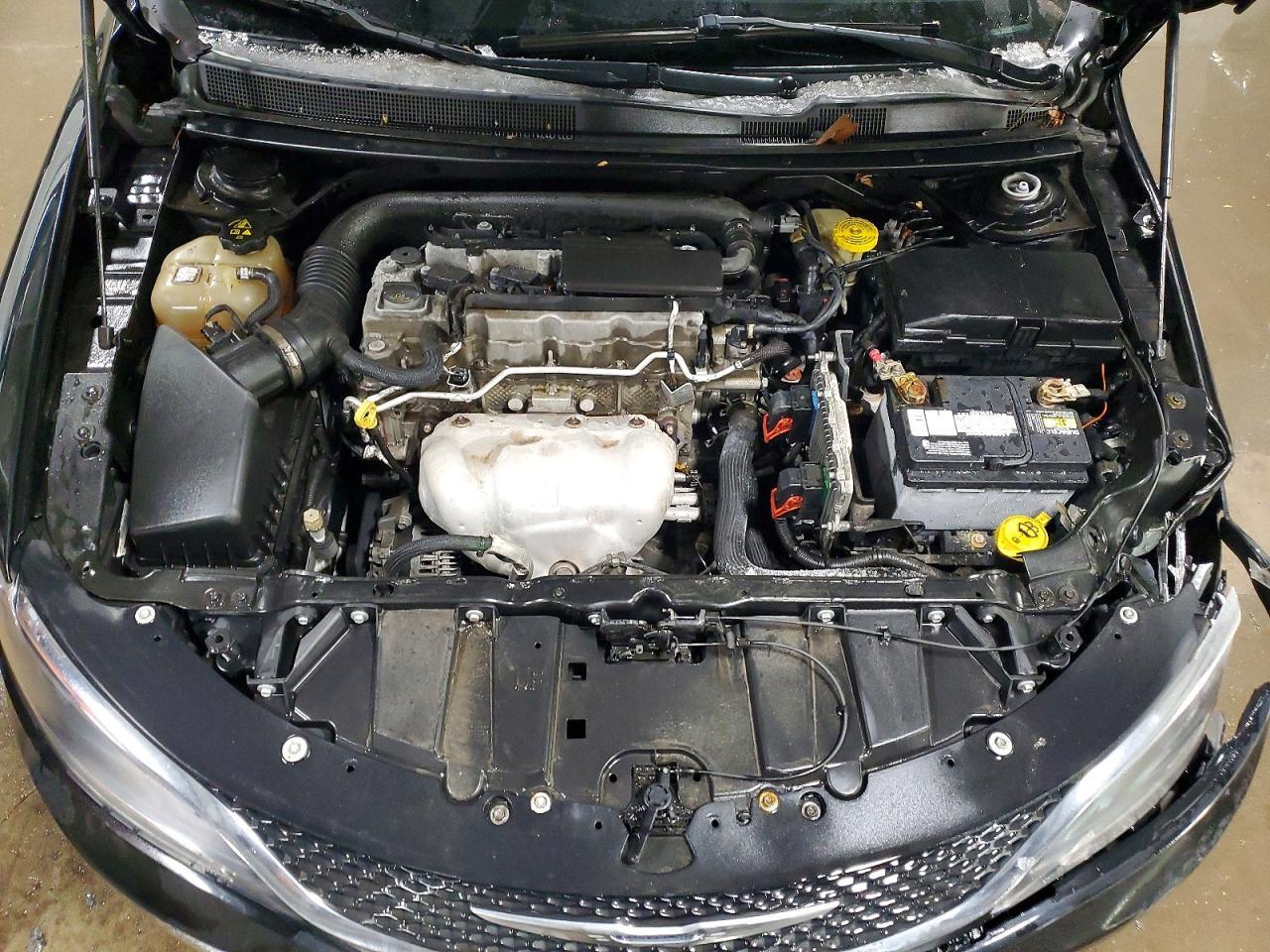2016 Chrysler 200 lx