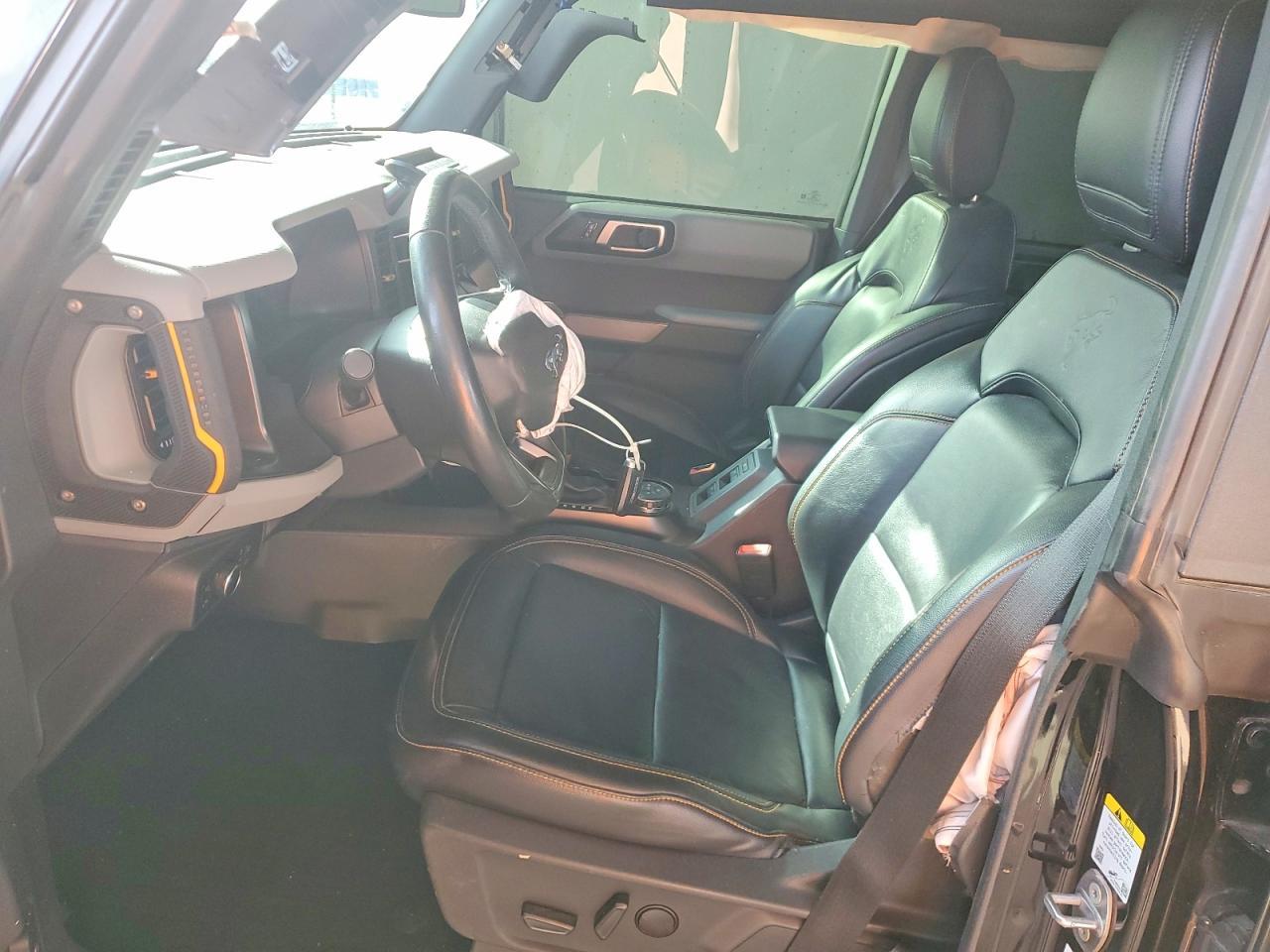 2021 Ford Bronco Base