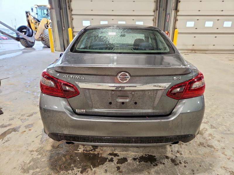 2017 Niss Altima 2.5 sr
