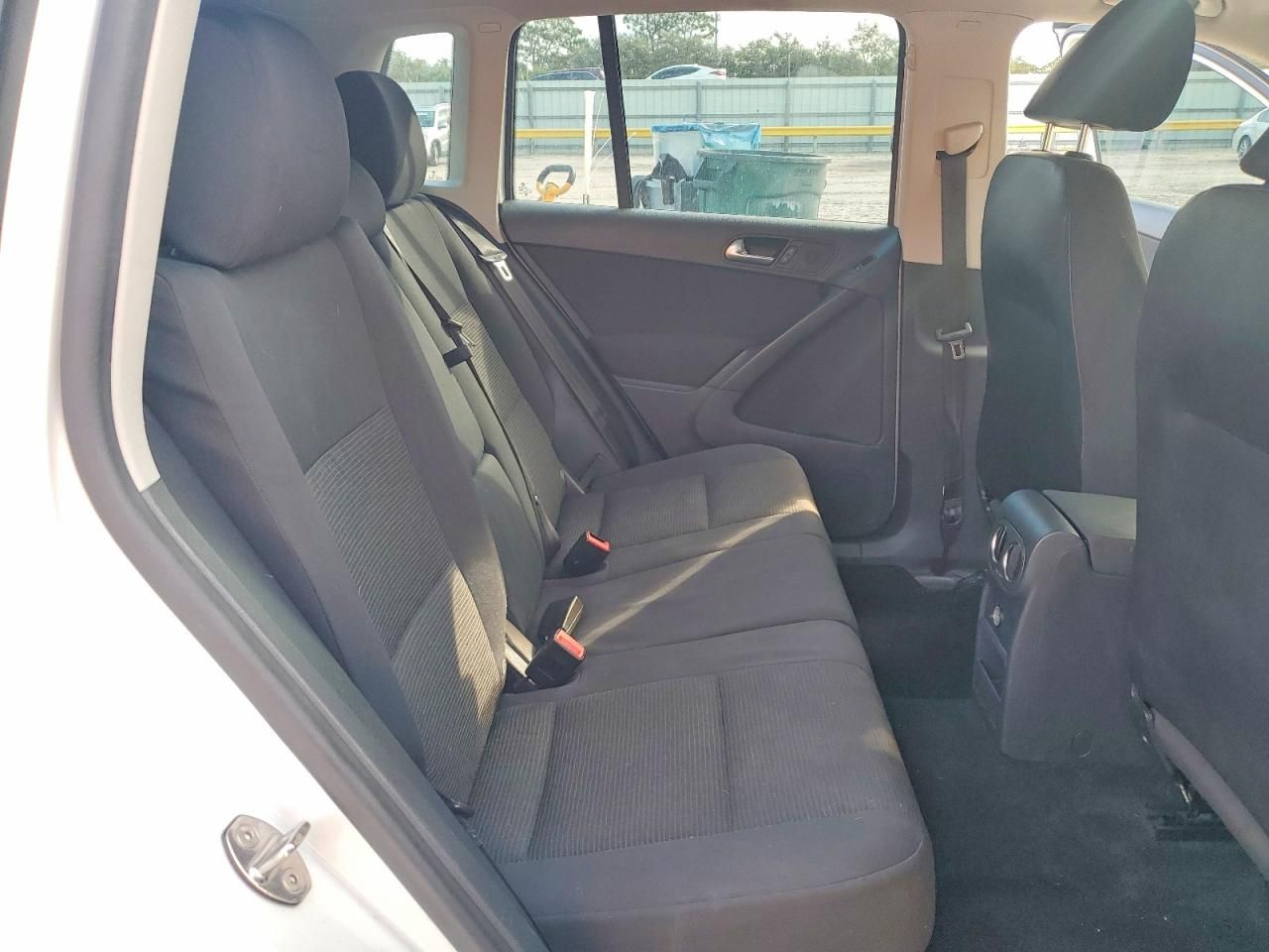 2017 Volkswagen Tiguan s