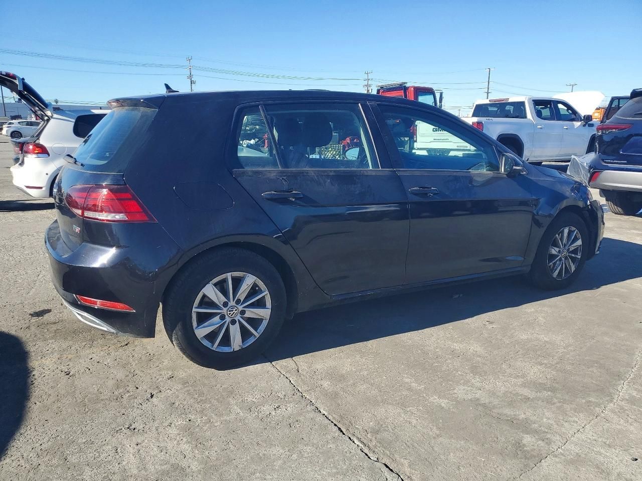 2018 Volkswagen Golf s