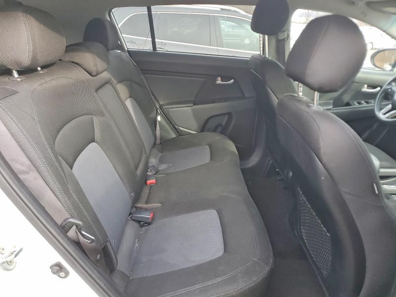 2014 KIA Sportage lx