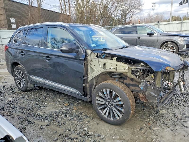 2020 Mitsubishi Outlander se