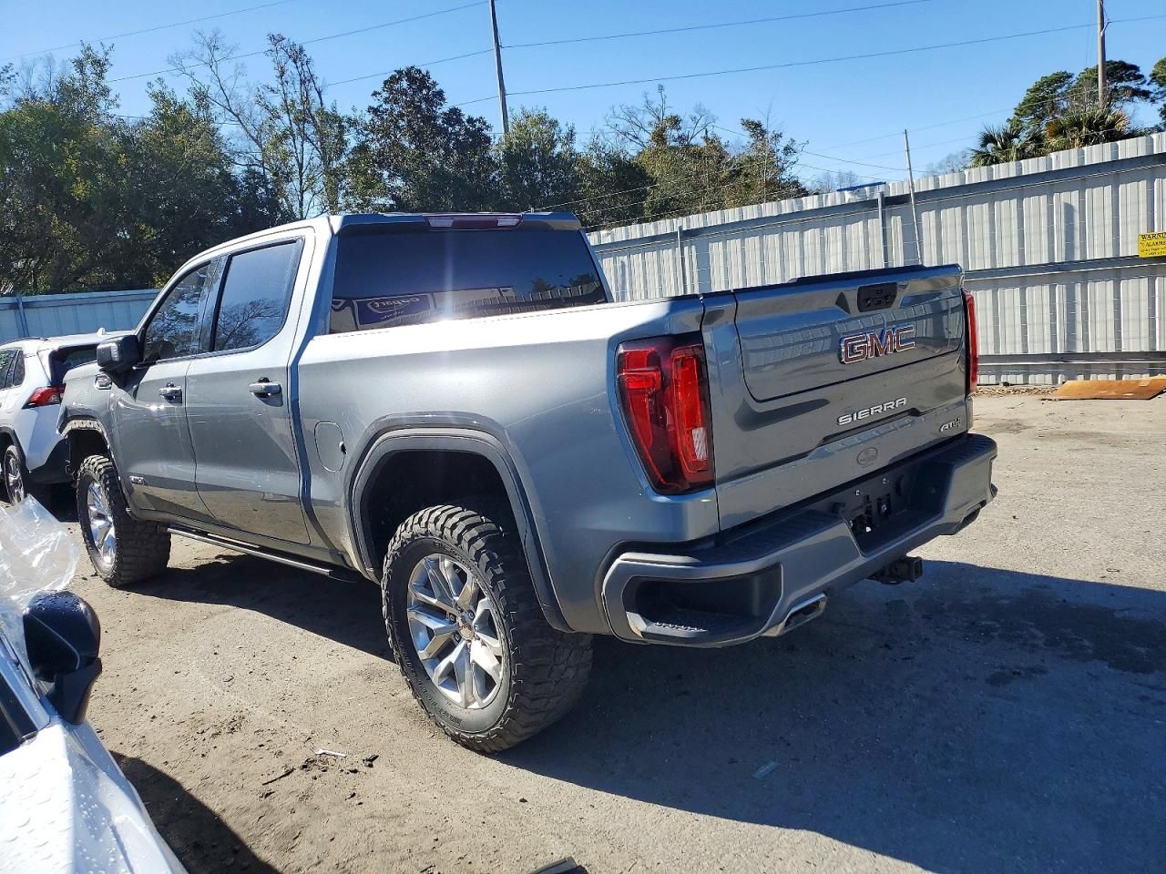 2021 GMC Sierra K1500 AT4