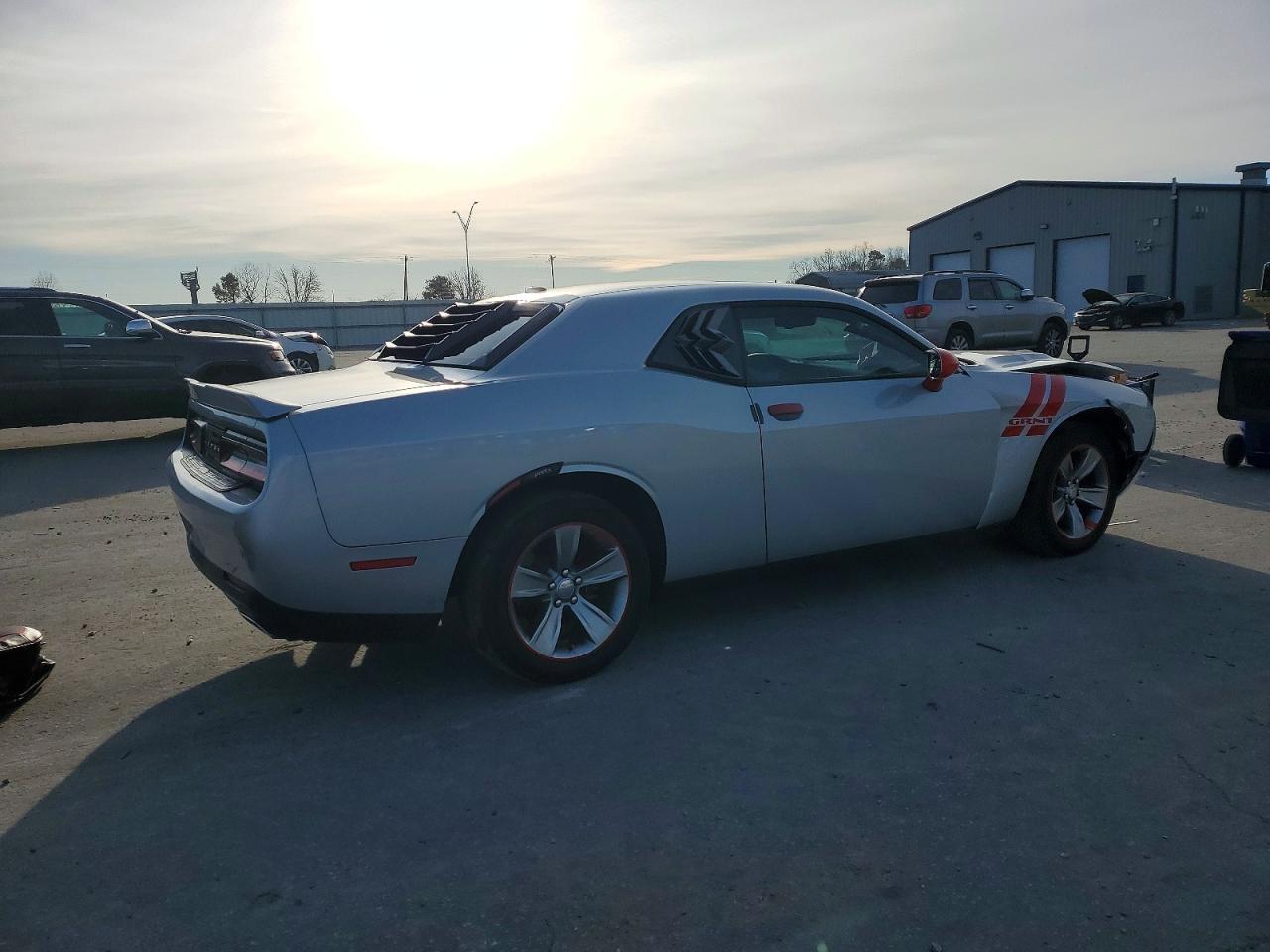 2020 Dodge Challenger sxt
