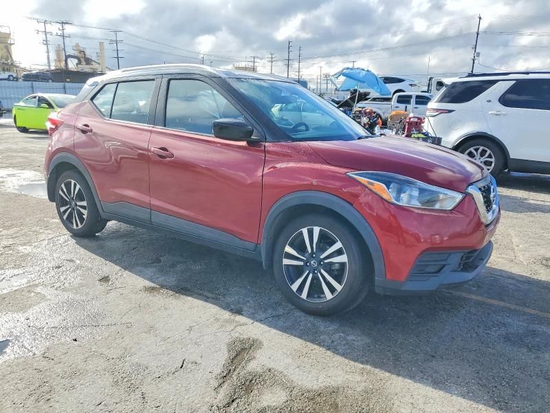 2019 Nissan Kicks s