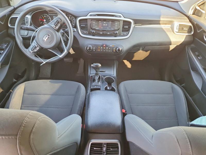 2017 KIA Sorento lx V6