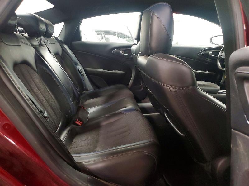 2015 Chrysler 200 s