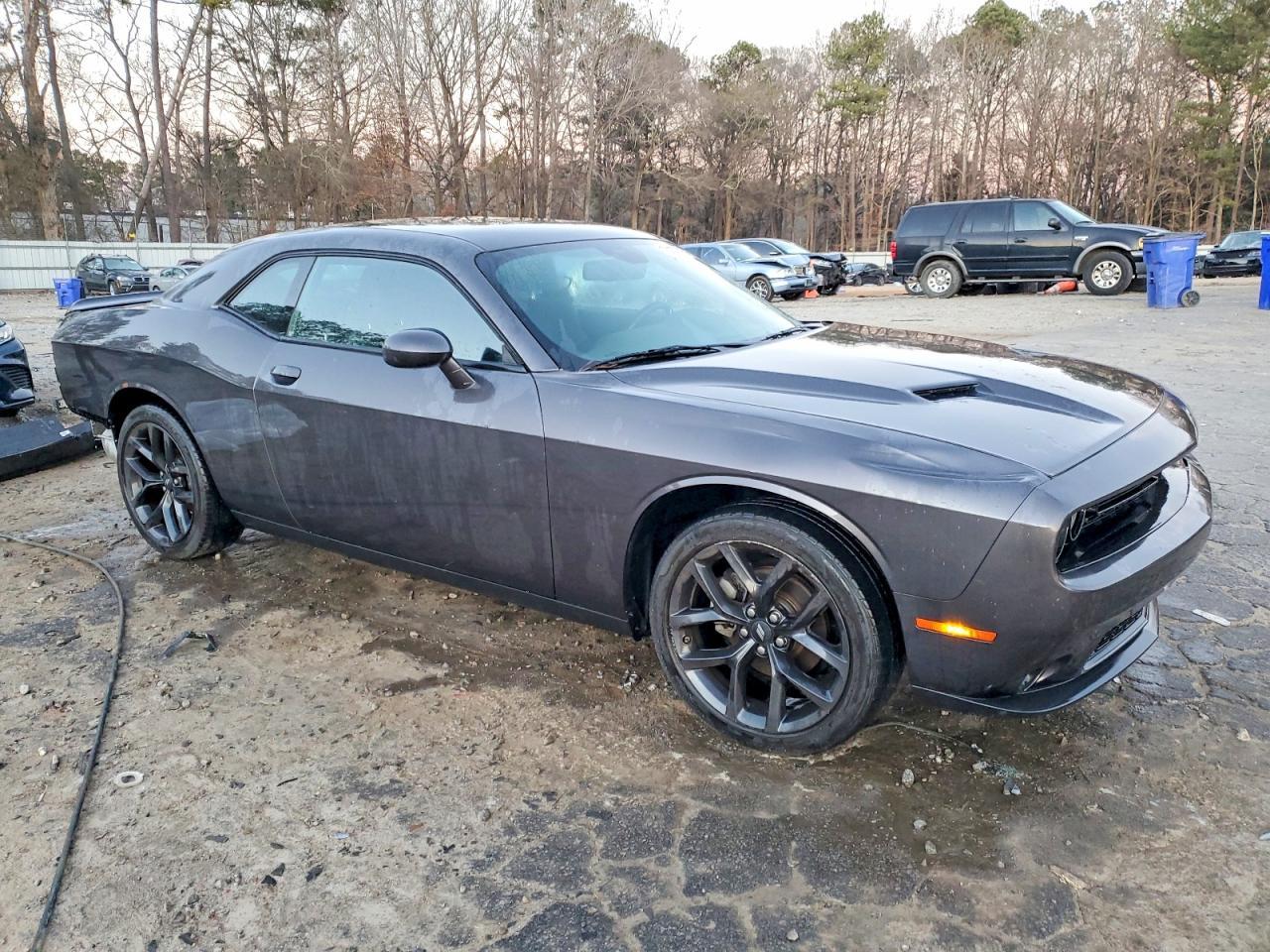 2022 Dodge Challenger sxt